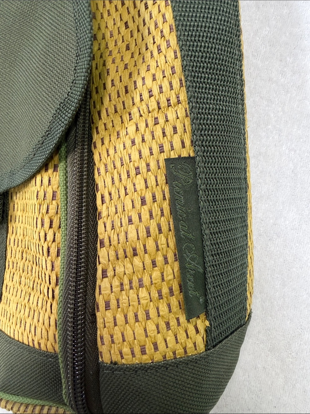 Picnic at Ascot 2 Bottle Wine Carrier Bag - Picture 3 of 6